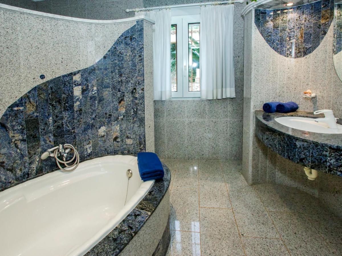 Rosa By Interhome Villa Denia